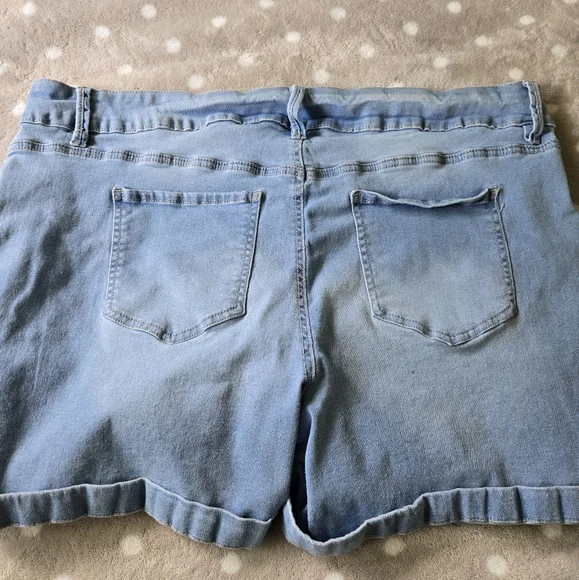 Royalty For Me Plus Size Blue Jean Shorts Cuffed Hem - Size 20 - Picture 7 of 10